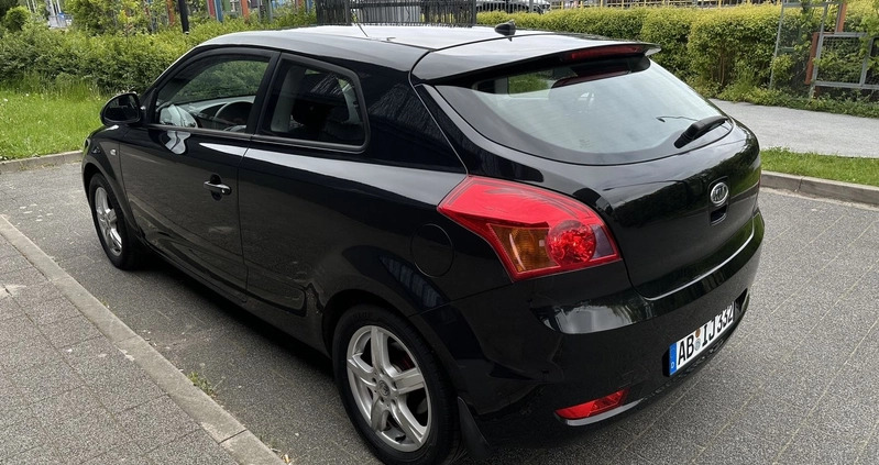 Kia Pro_cee'd cena 17700 przebieg: 175000, rok produkcji 2009 z Pruszków małe 436